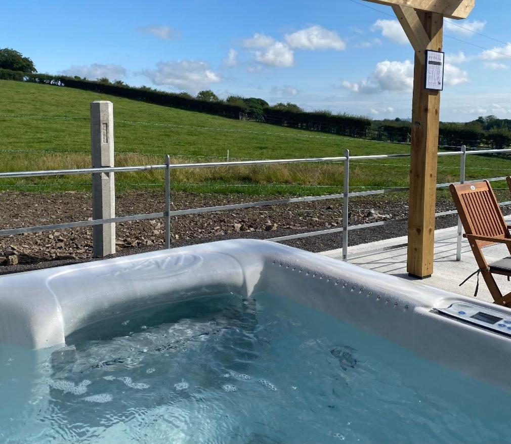 The Byre At Conker Tree Cottages Saintfield المظهر الخارجي الصورة
